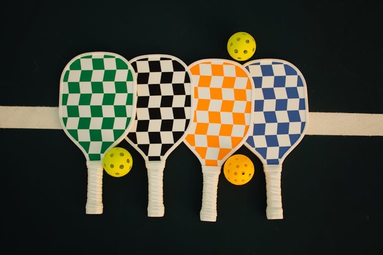 What to Eat in Between Pickleball Games: Fuel Your Performance in 2025