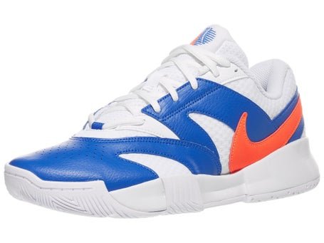 Nike Court Lite 4 beginner tennis shoe with a plush heel collar and zonal herringbone outsole