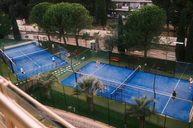 How to Play Padel: Rules & Guide for Beginners
